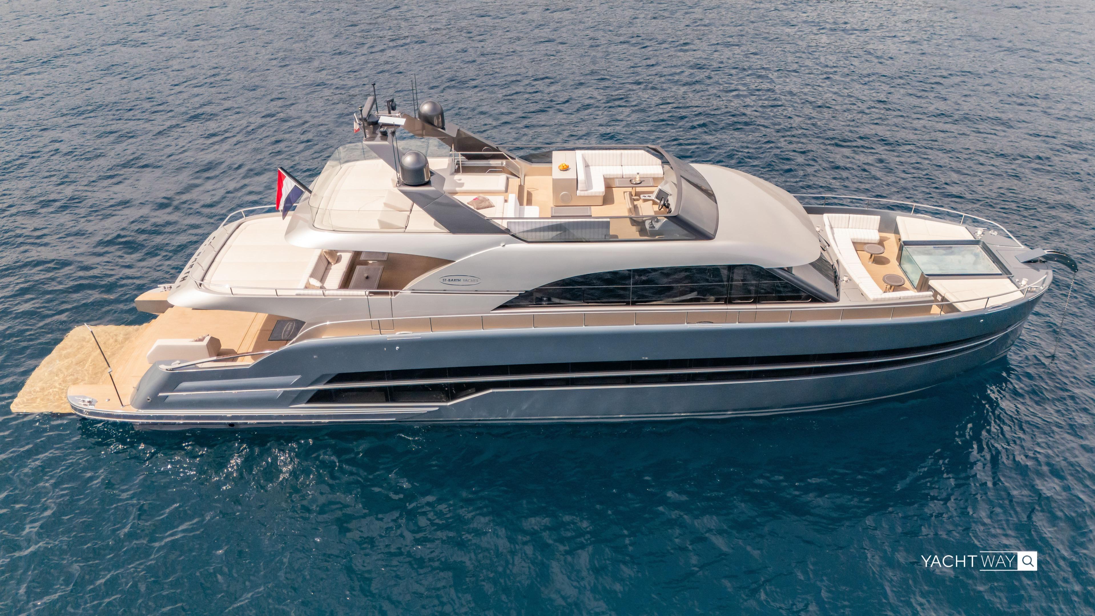 https://assets.yachtway.com/slider/yacht7.jpg