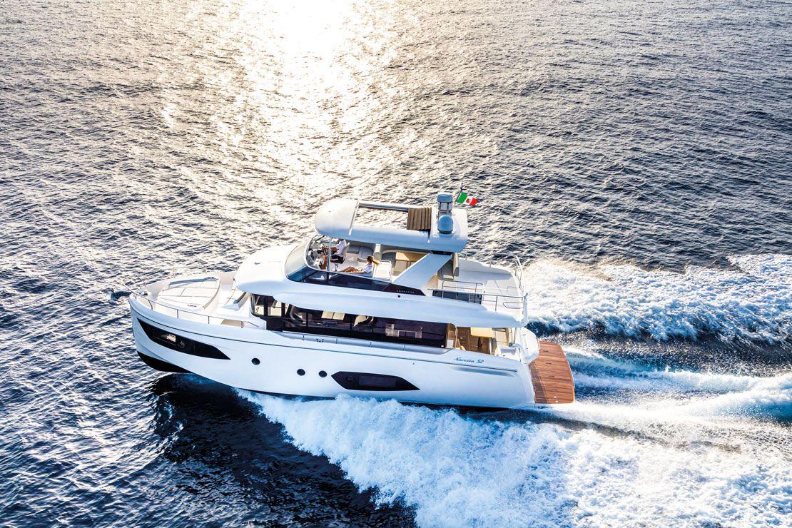 04-Absolute-Yachts-Navetta52.jpg