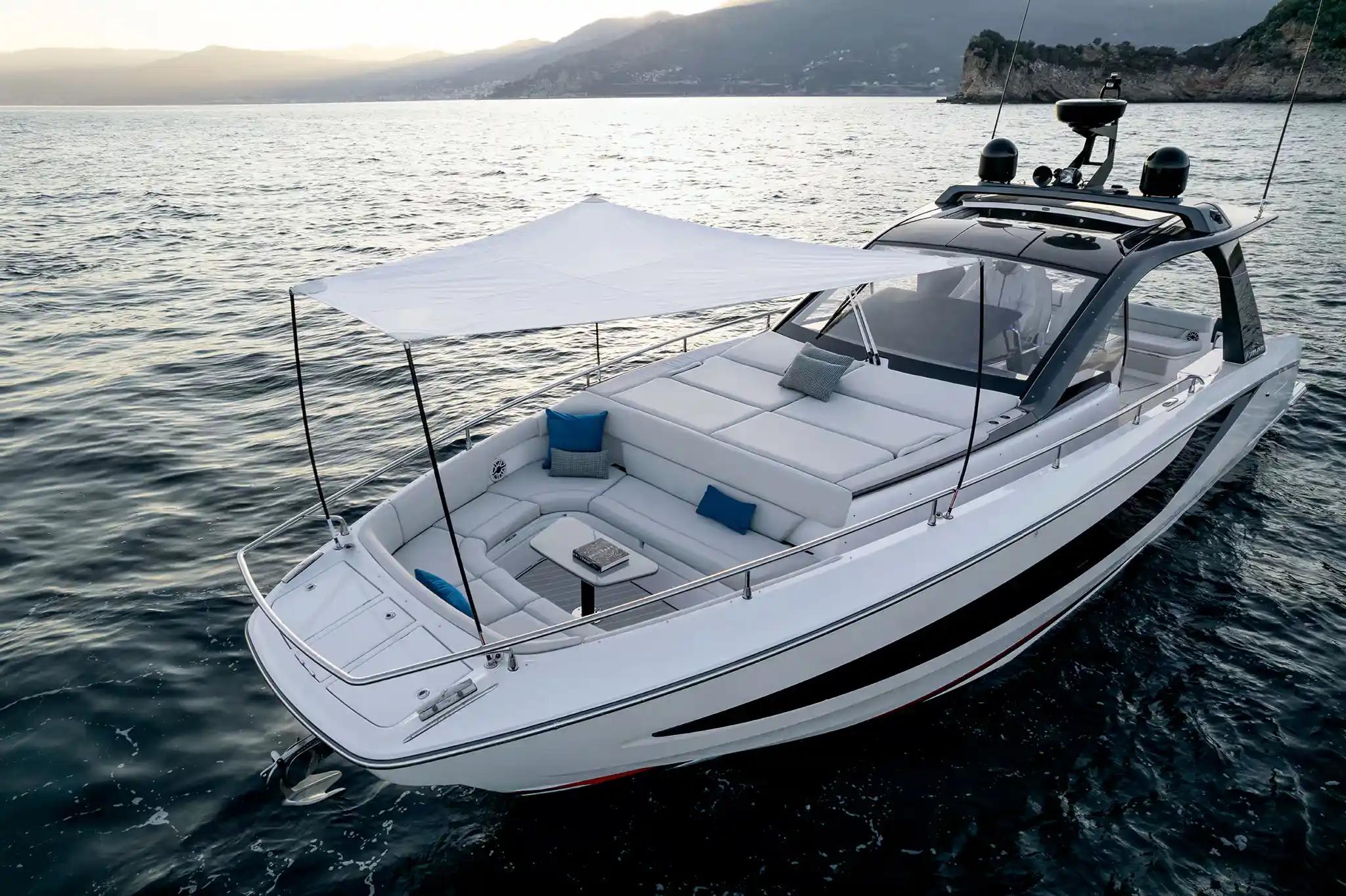 Azimut-Verve-42-Fore-Lounge-Area-with-Bimini.jpg