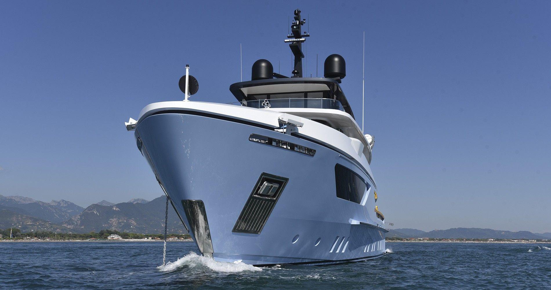 975it-05-sanlorenzo-superyacht-500-explorer.jpg