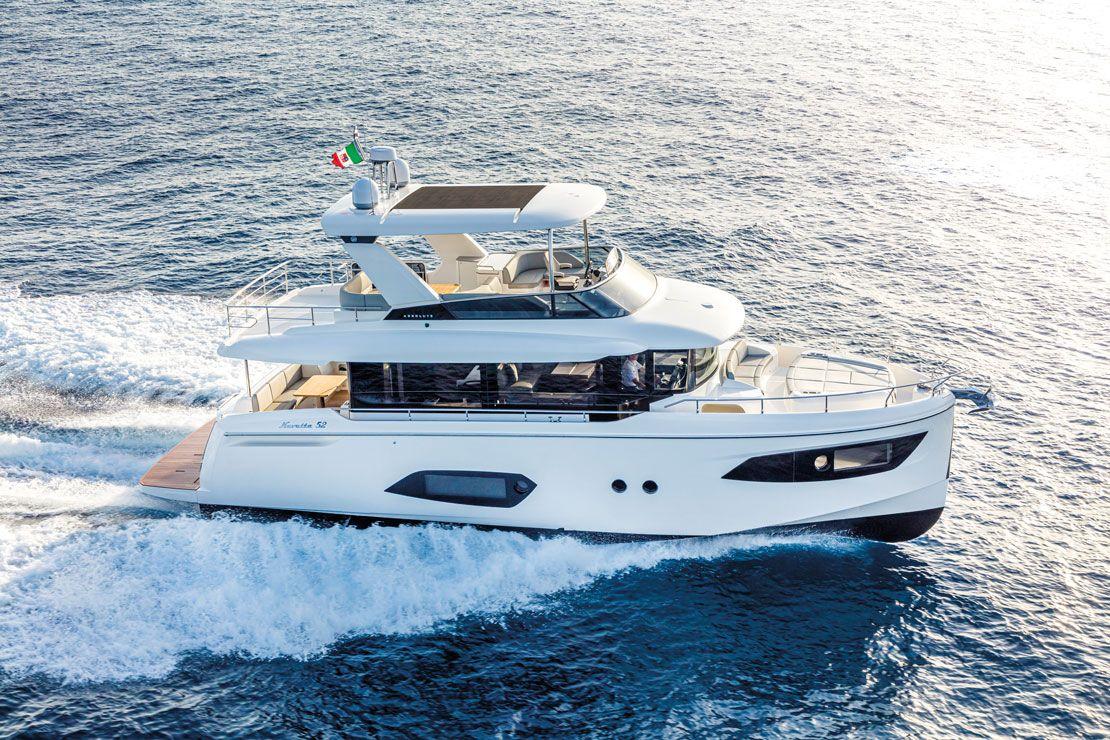 01-Absolute-Yachts-Navetta52.jpg