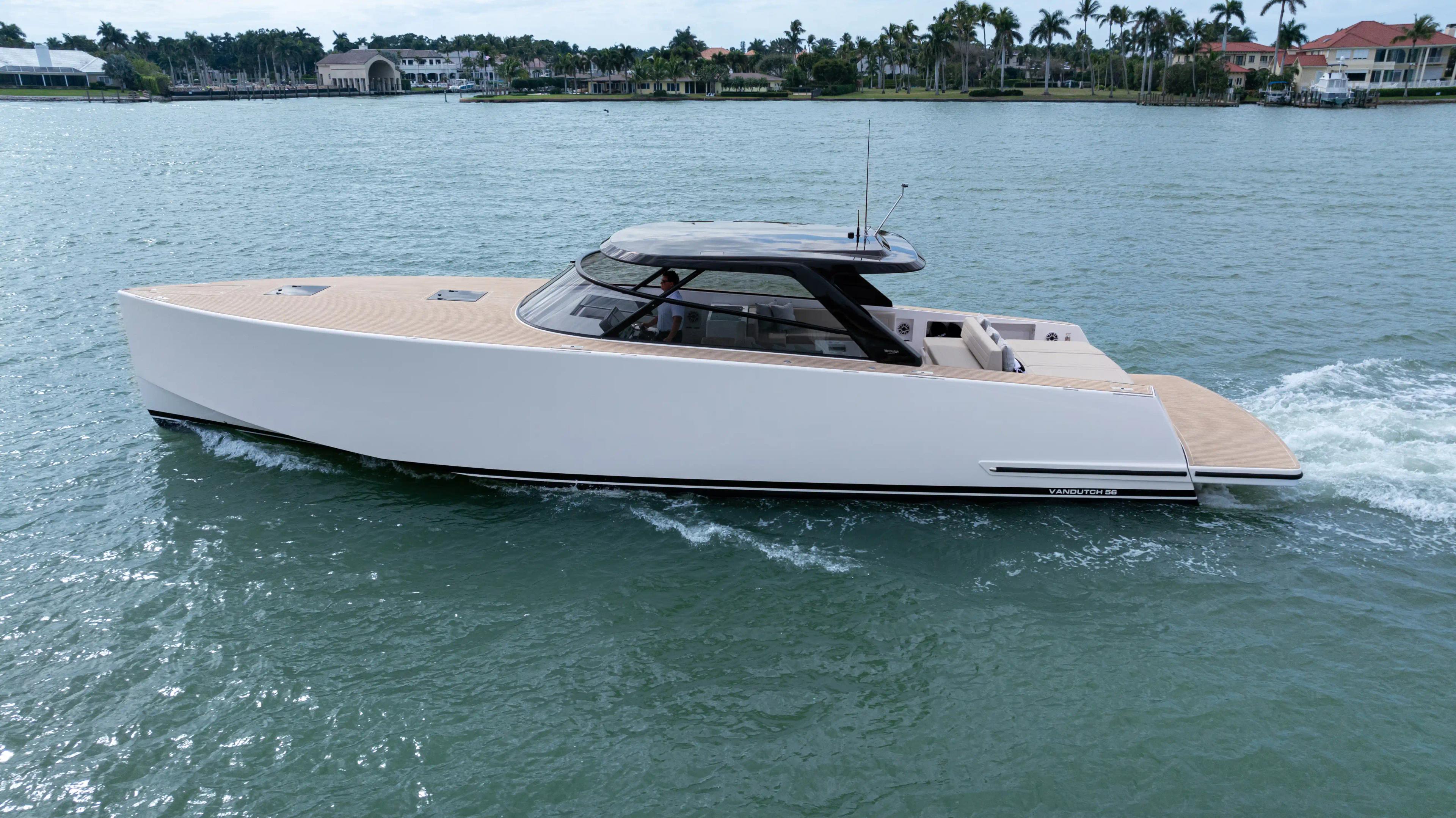 VD56-Germain Yachts-2.jpg