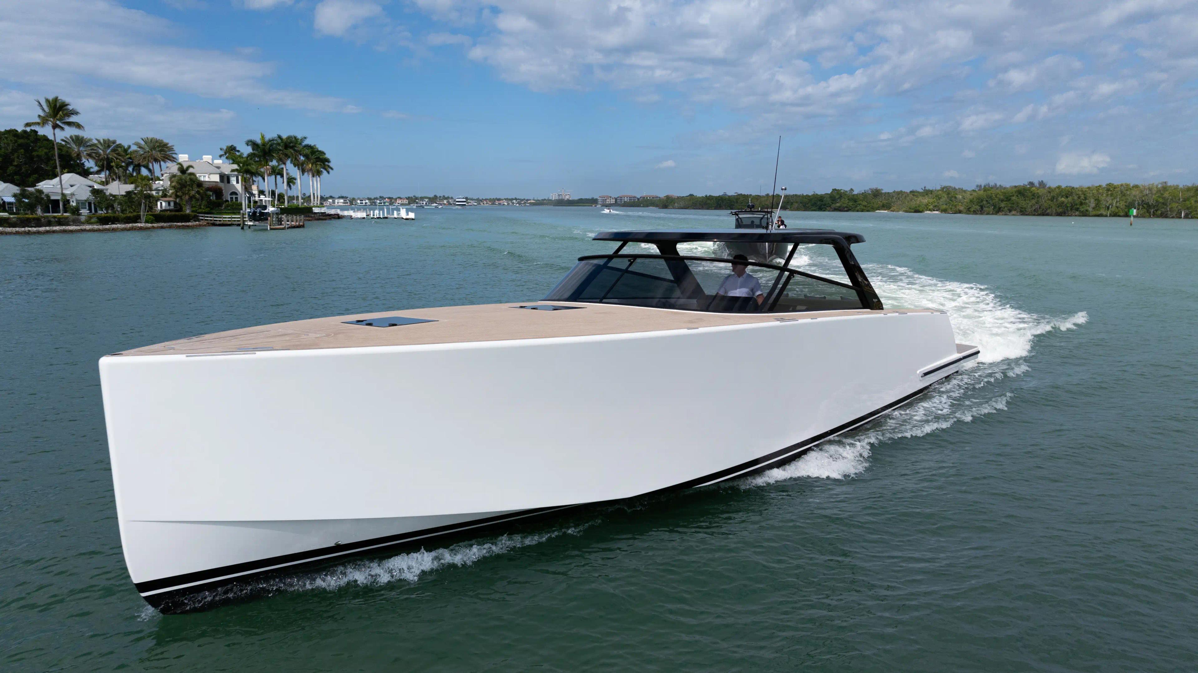 VD56-Germain Yachts-6.jpg