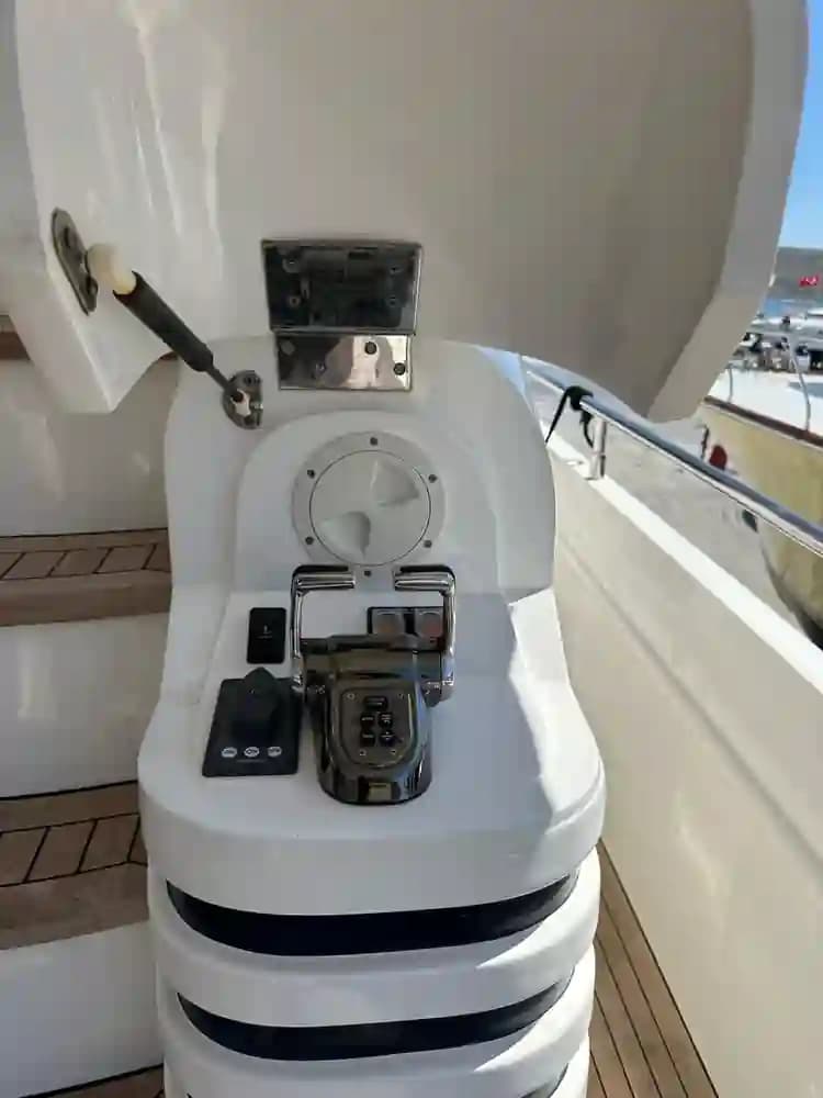 Princess Yachts 23M in vendita