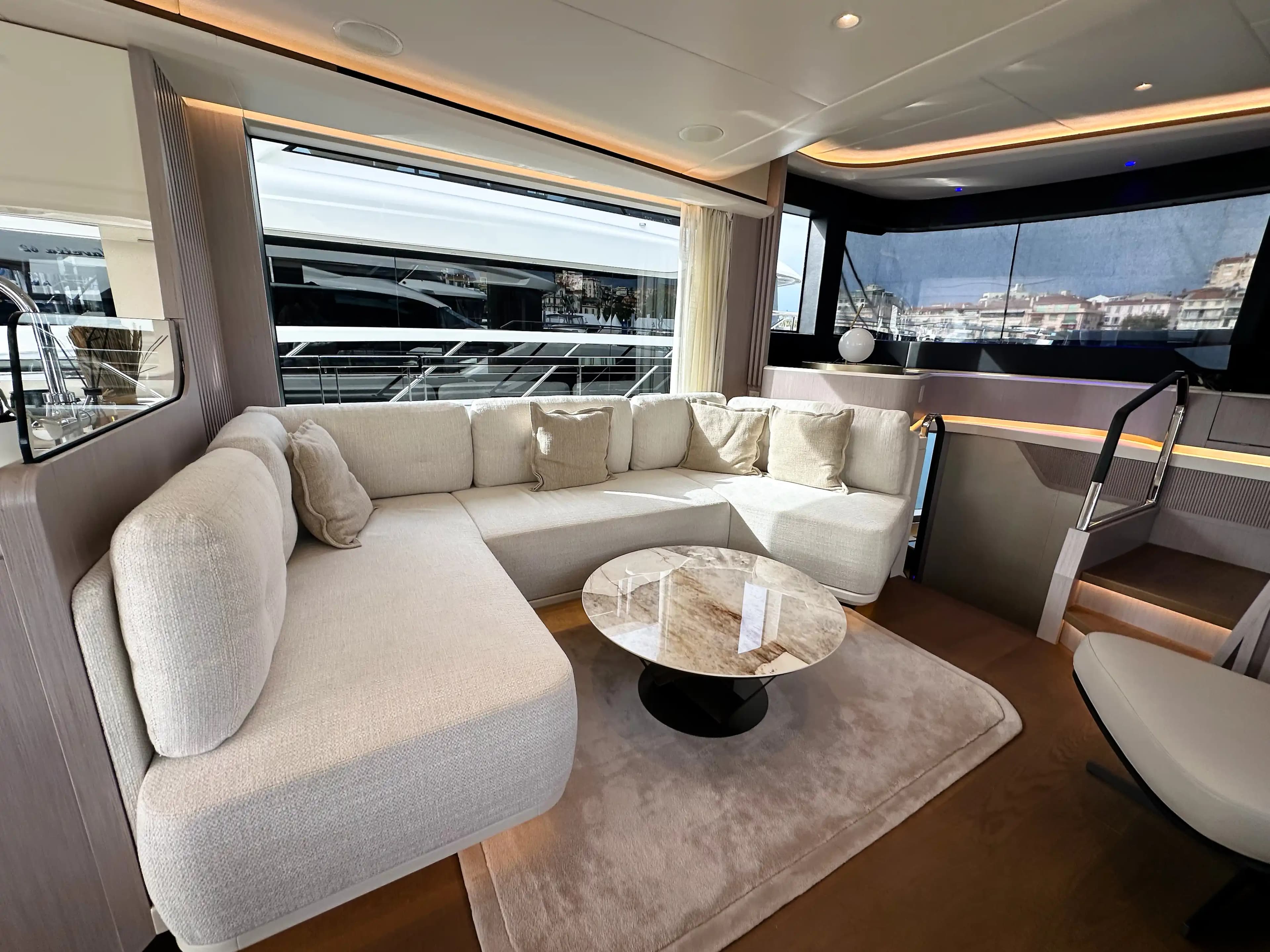 2026 Absolute Navetta 62 te koop in Canet-en-Roussillon, FR Flybridge 5