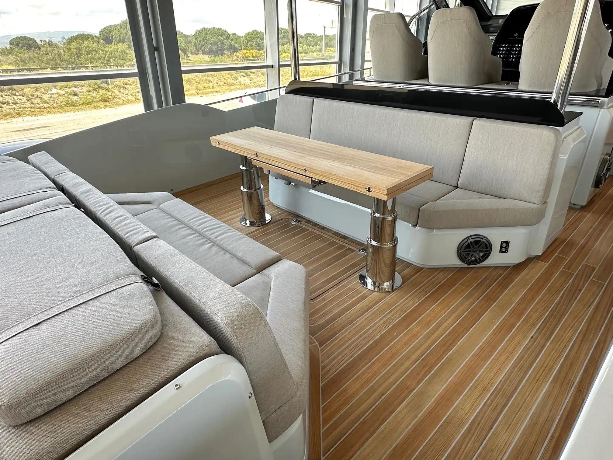 Sacs Rebel 47 in vendita