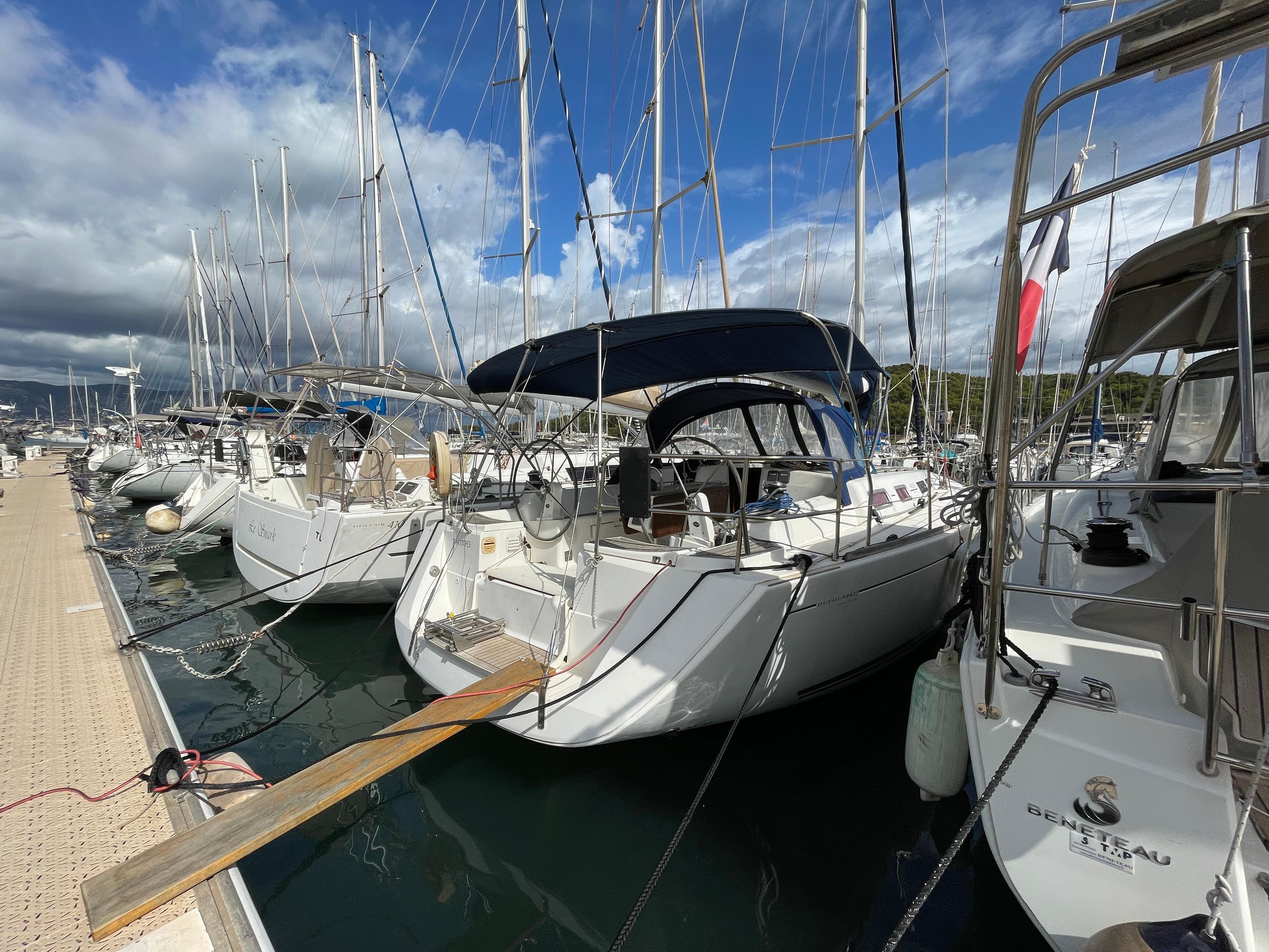 2007 Dufour 425 Grand Large for Sale in Toulon, Bouches-du-Rhône Sloop 4