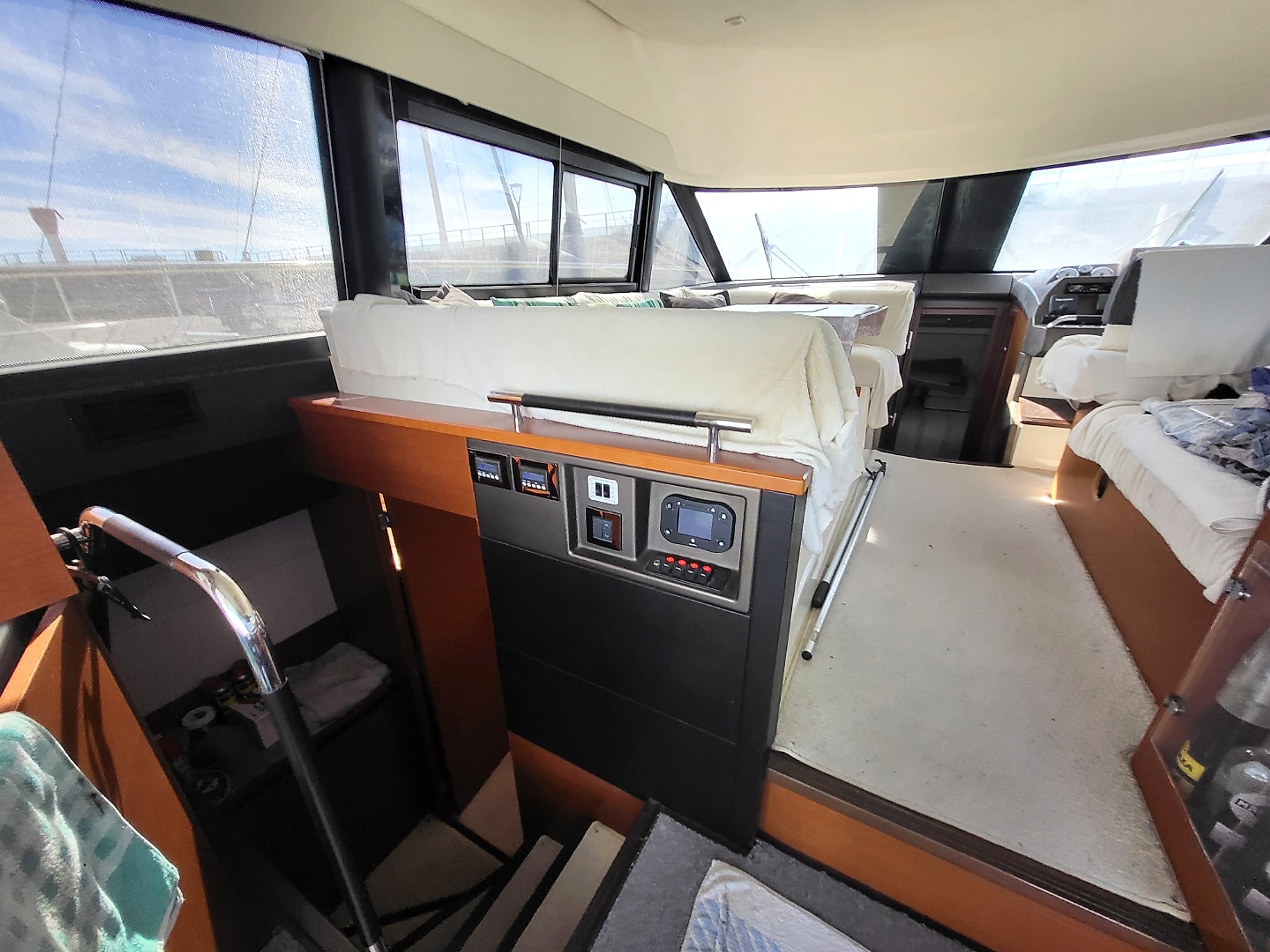 2013 Prestige 450 for Sale in Port-de-Bouc, FR Motor Yacht 4