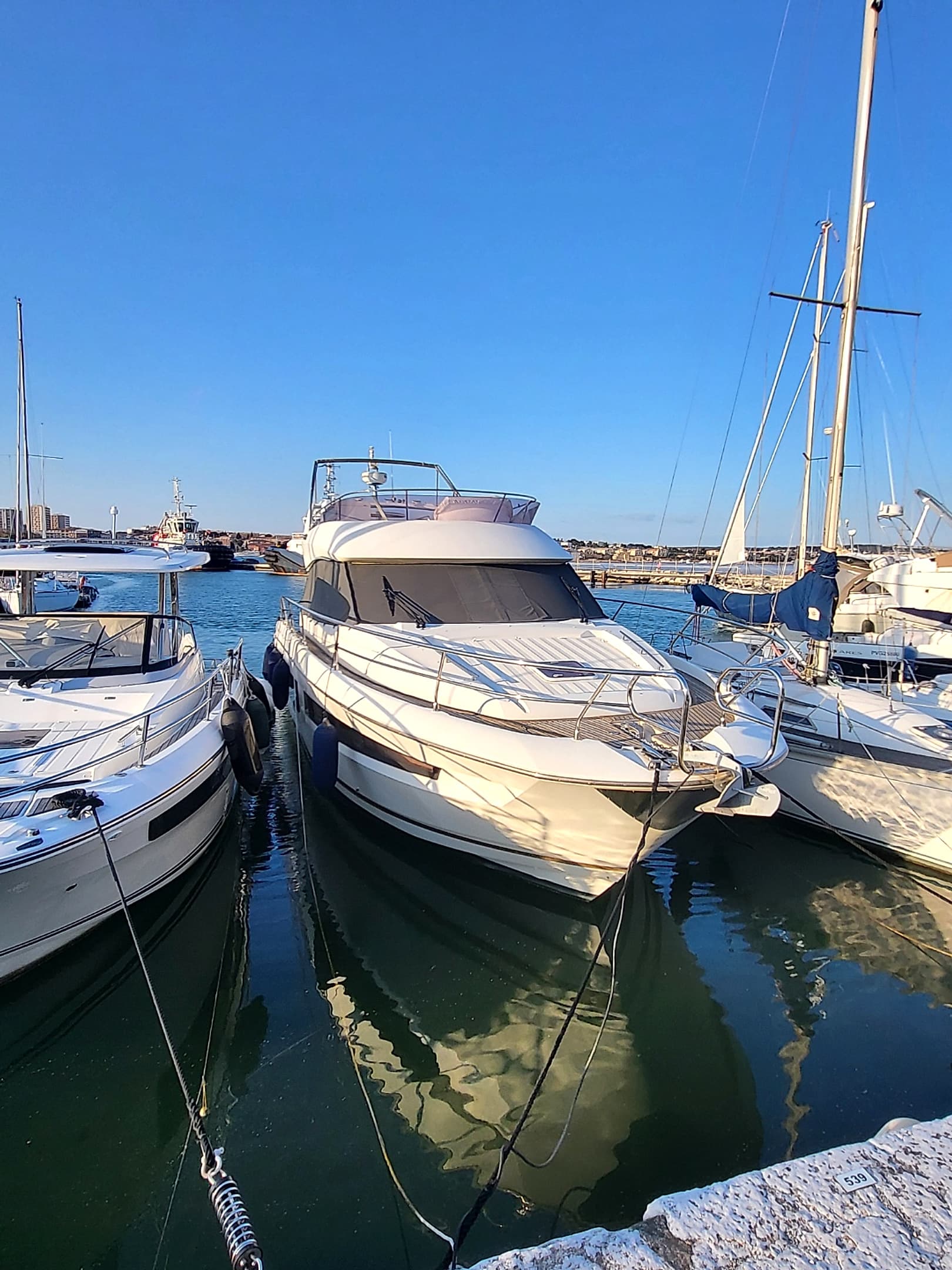 2013 Prestige 450 for Sale in Port-de-Bouc, FR Motor Yacht