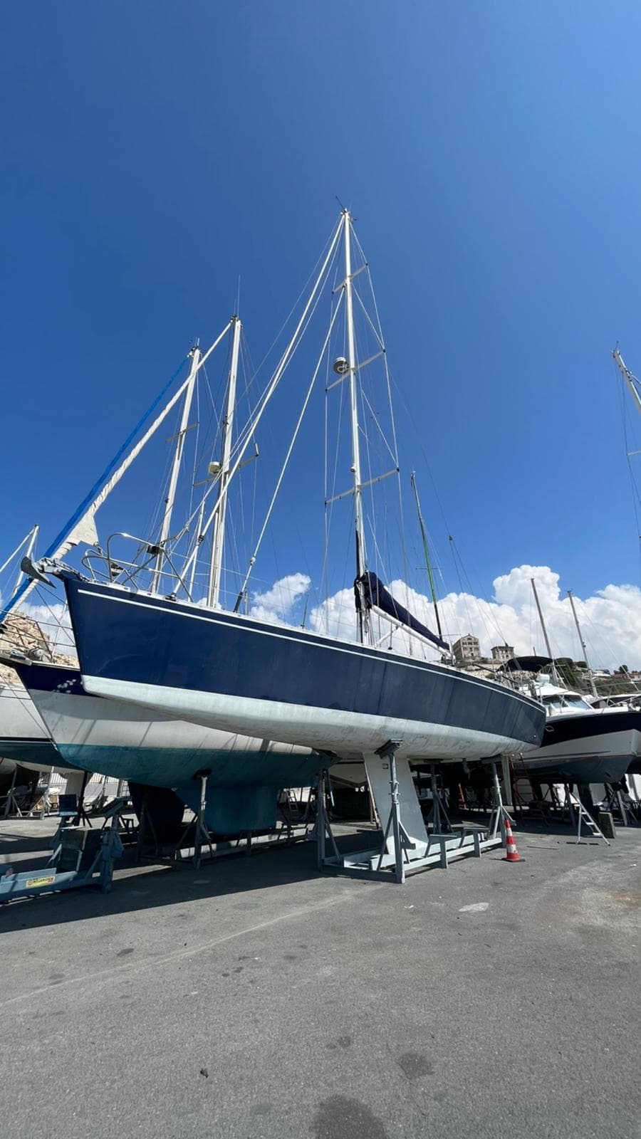 1986 Coder Industries Shark 50 for Sale in Marseille, FR Sloop 3