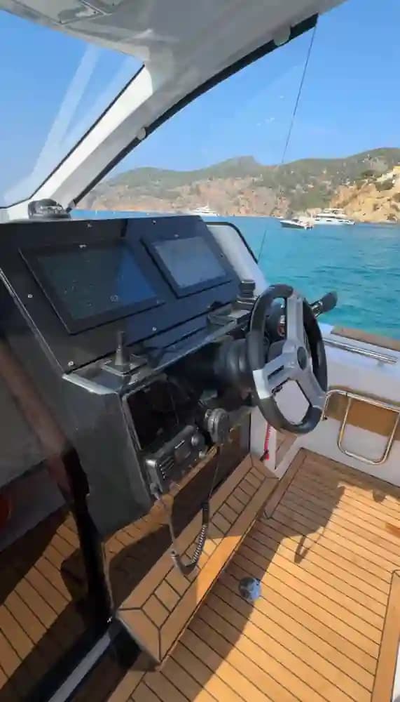 Pirelli Speedboats 35 for Sale