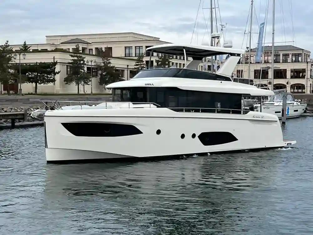 Absolute Navetta 52 for Sale