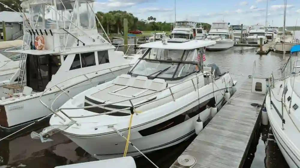 Jeanneau Leader 10.5 WA for Sale