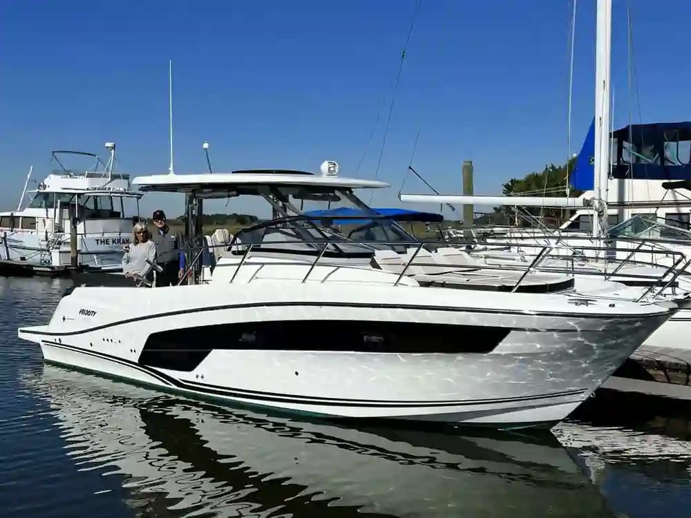 Jeanneau Leader 10.5 WA for Sale