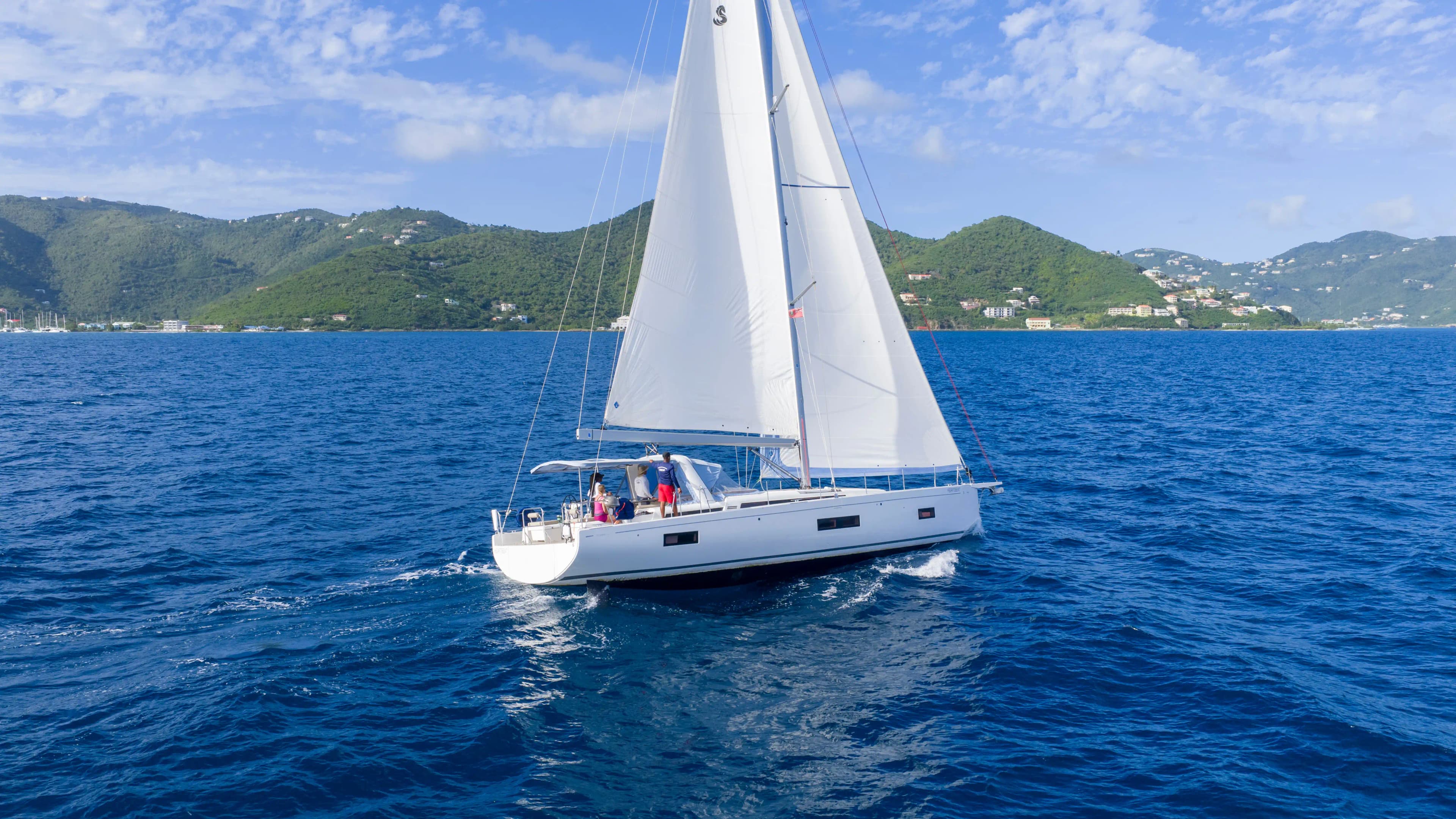 Beneteau Oceanis Yacht 54 zum Verkauf