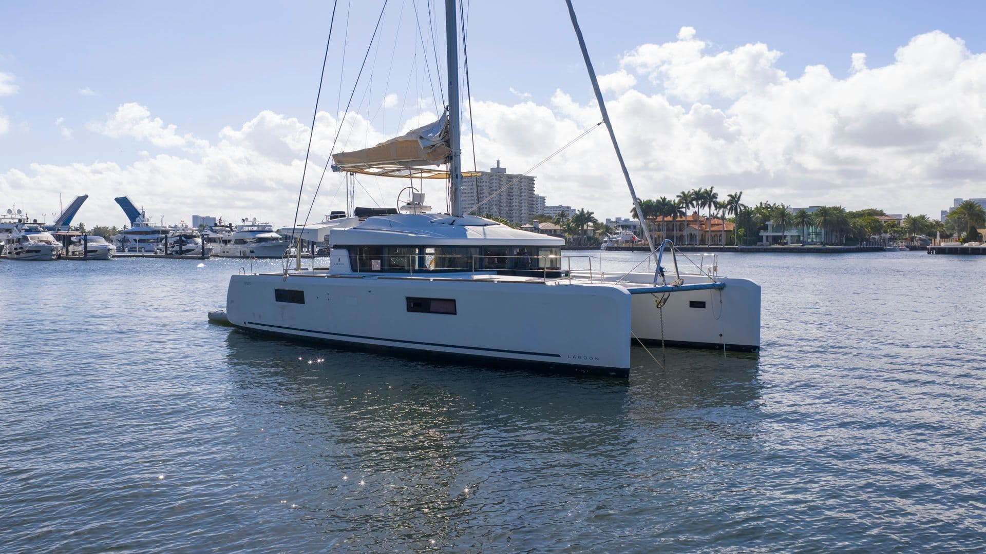 Lagoon 52F for Sale