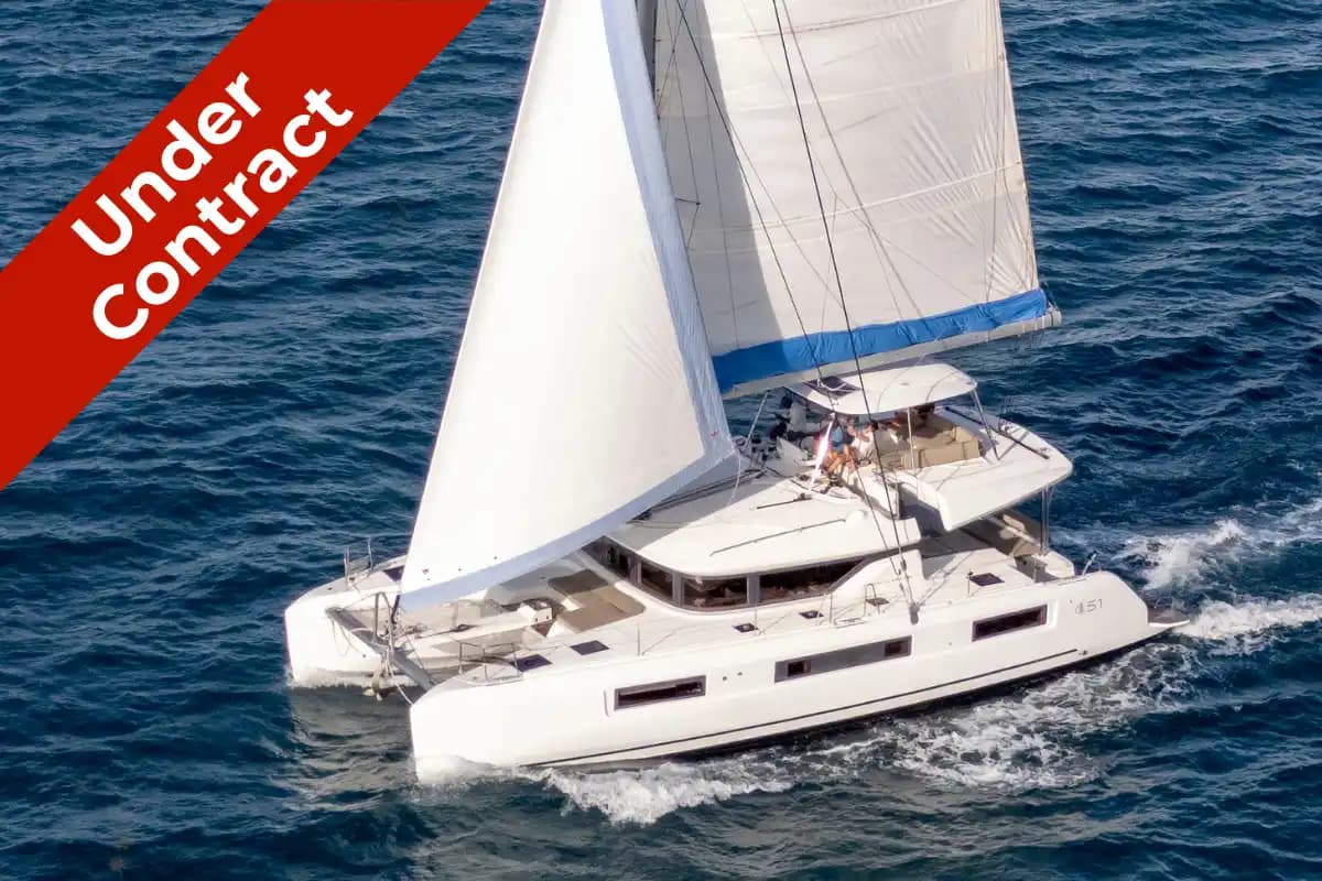 Lagoon 51 in vendita