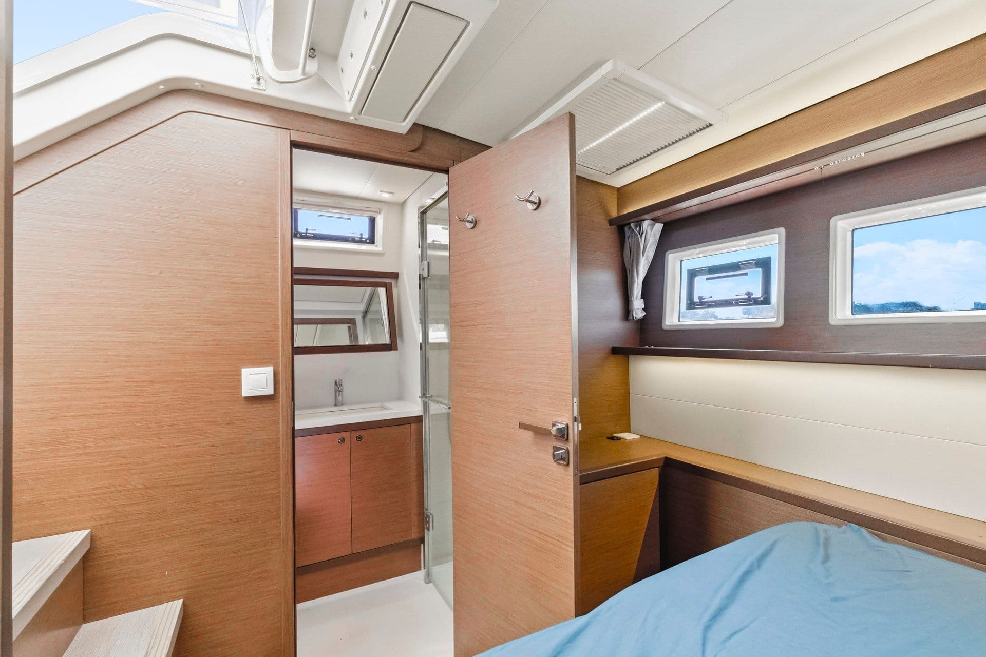 Lagoon 52F for Sale