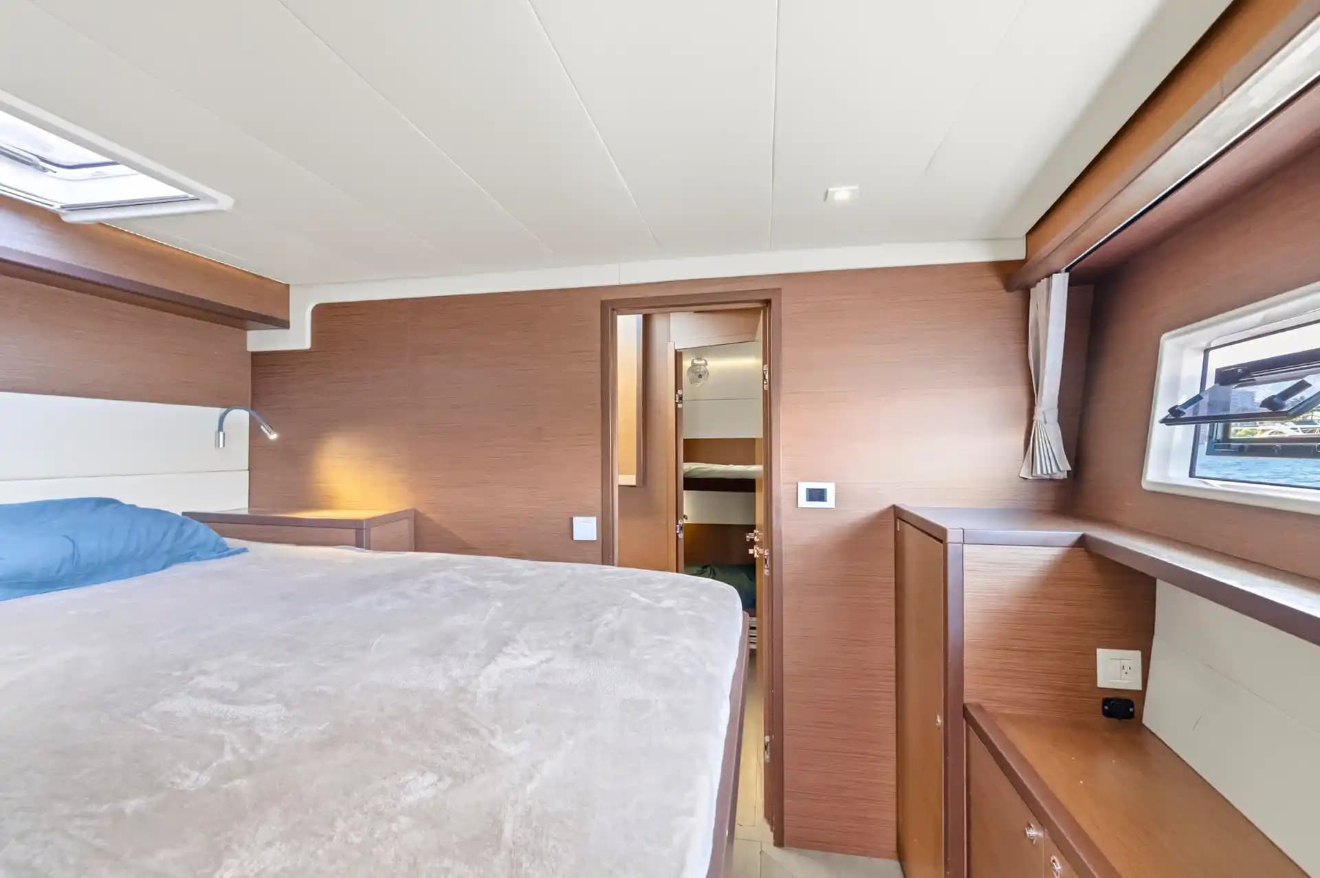 Lagoon 52F for Sale