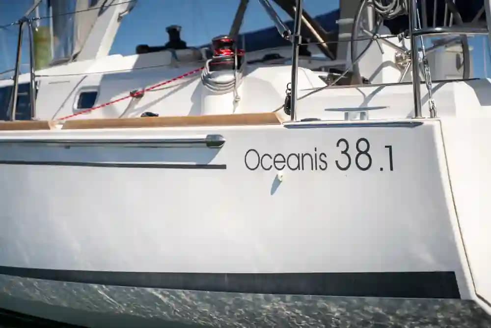 Beneteau Oceanis 38.1 zum Verkauf