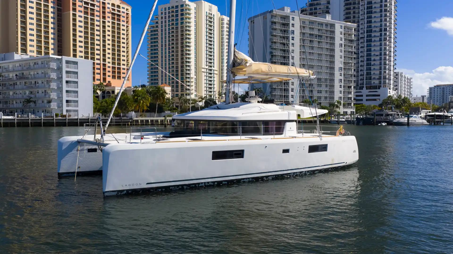 Lagoon 52F a la venta