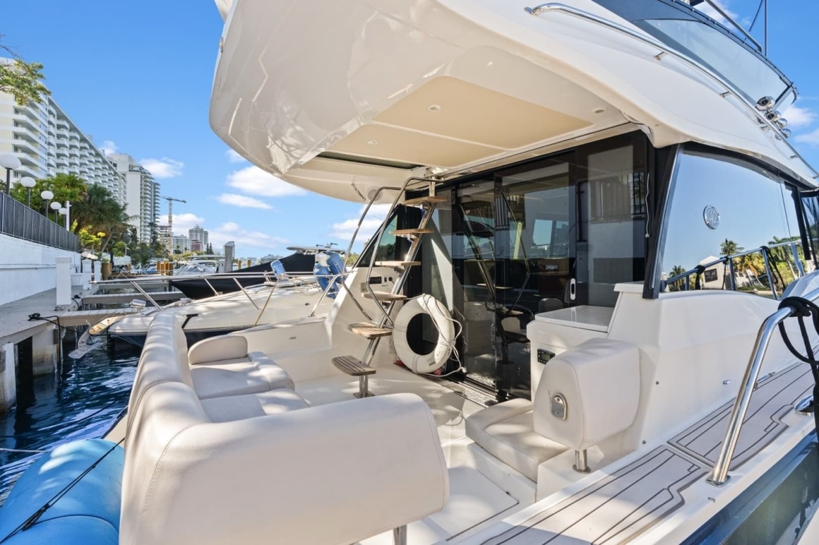 2020 Regal 42 Fly for Sale in Fort Lauderdale, Florida Flybridge 4