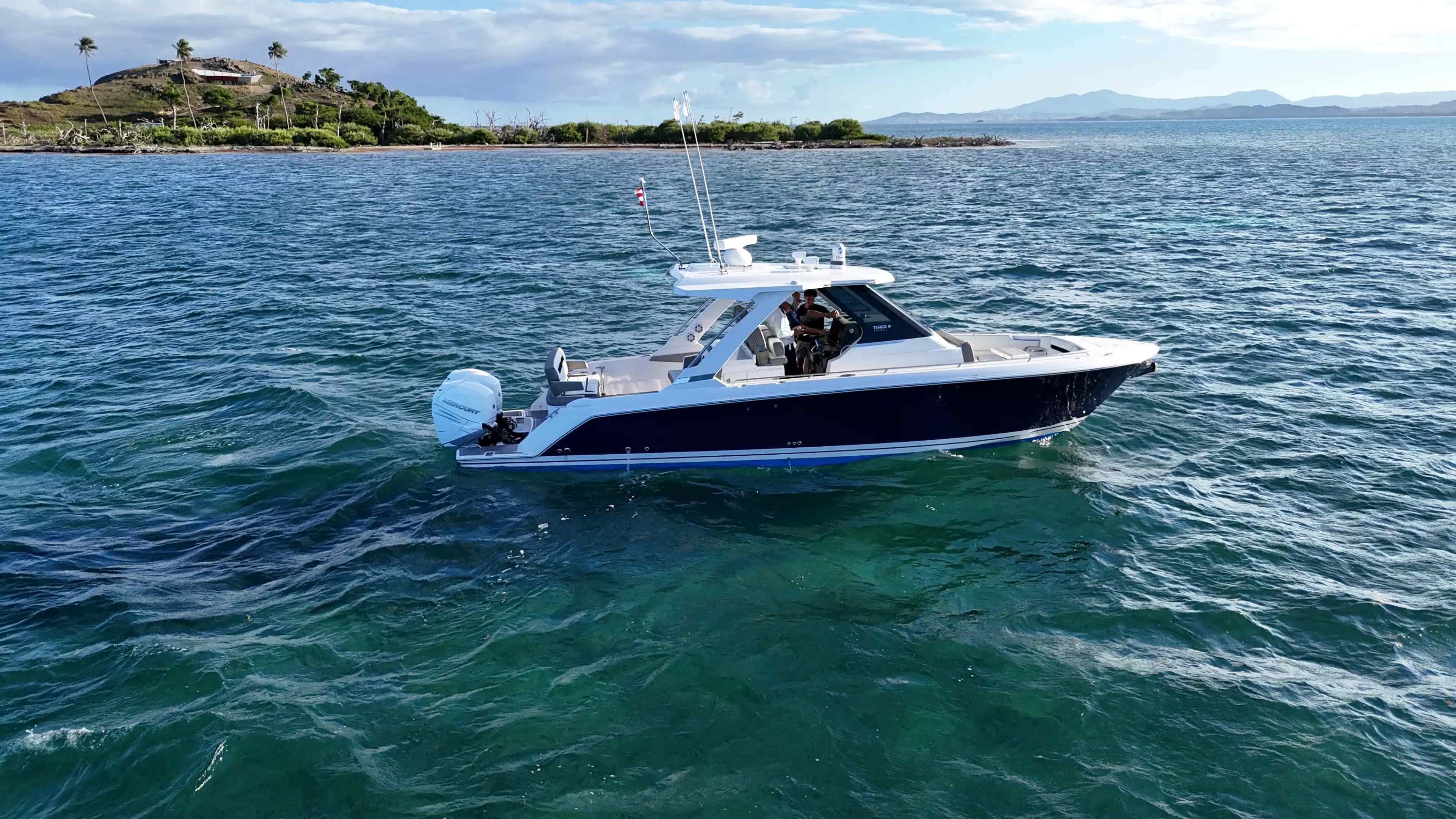 Yacht