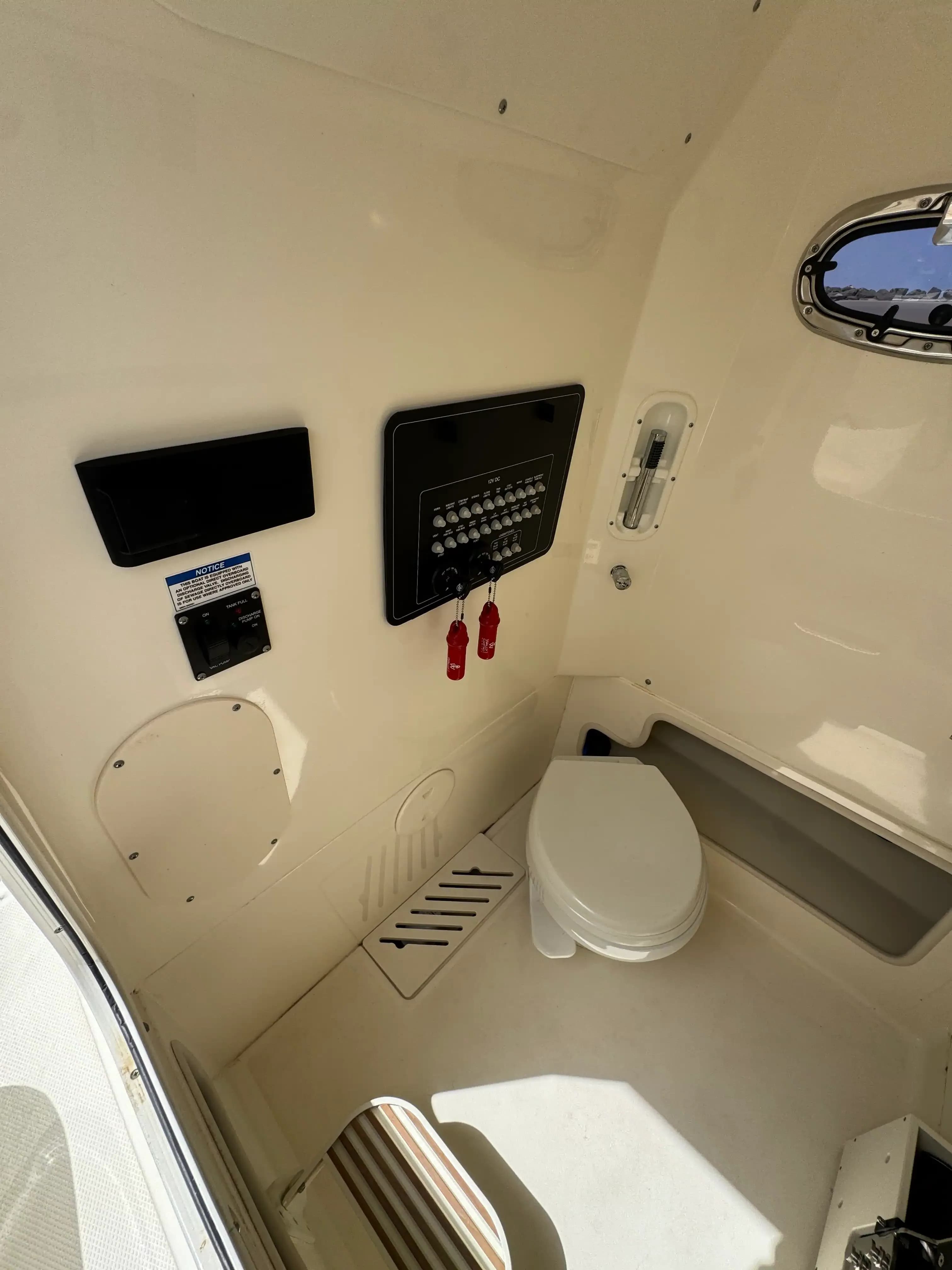 2022 Boston Whaler 280 Outrage for Sale in Fajardo, PR Center Console 5