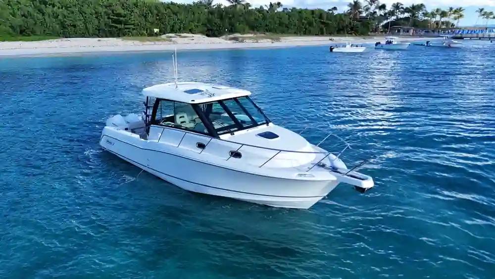 Boston Whaler 345 Conquest For Sale