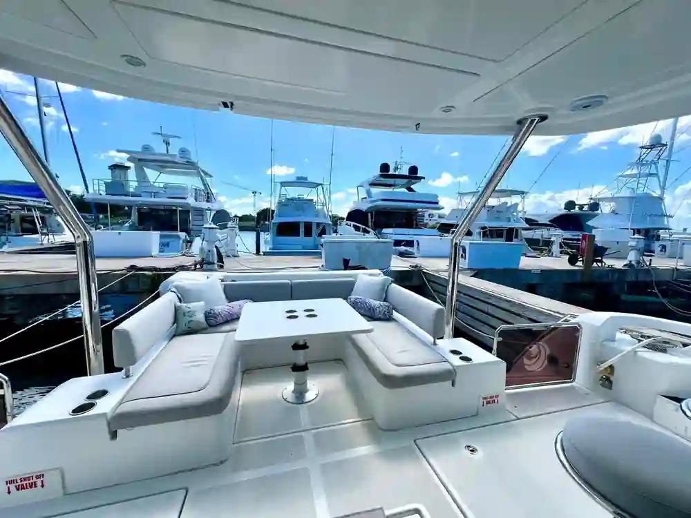 Aquila 44 Yacht For Sale