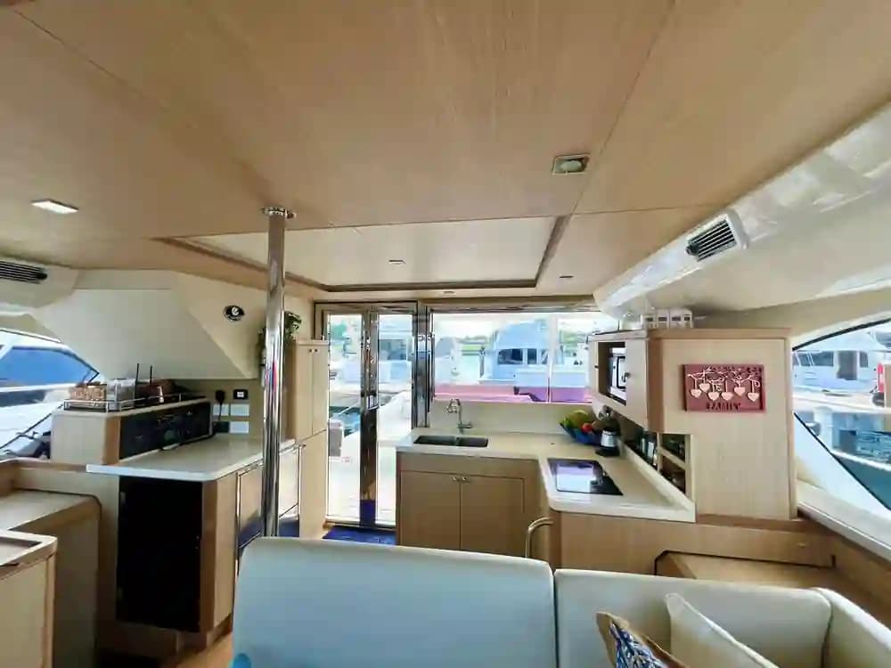 Aquila 44 Yacht in vendita