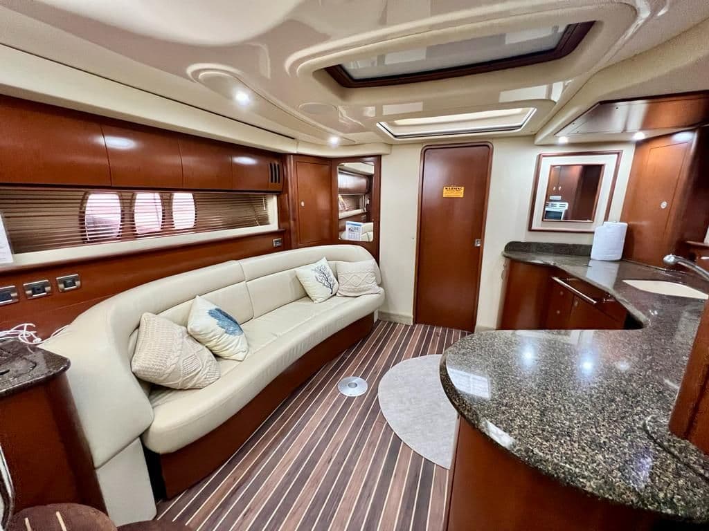 2007 Sea Ray Sundancer 44 zum Verkauf in Miami, Florida Express Cruiser 5