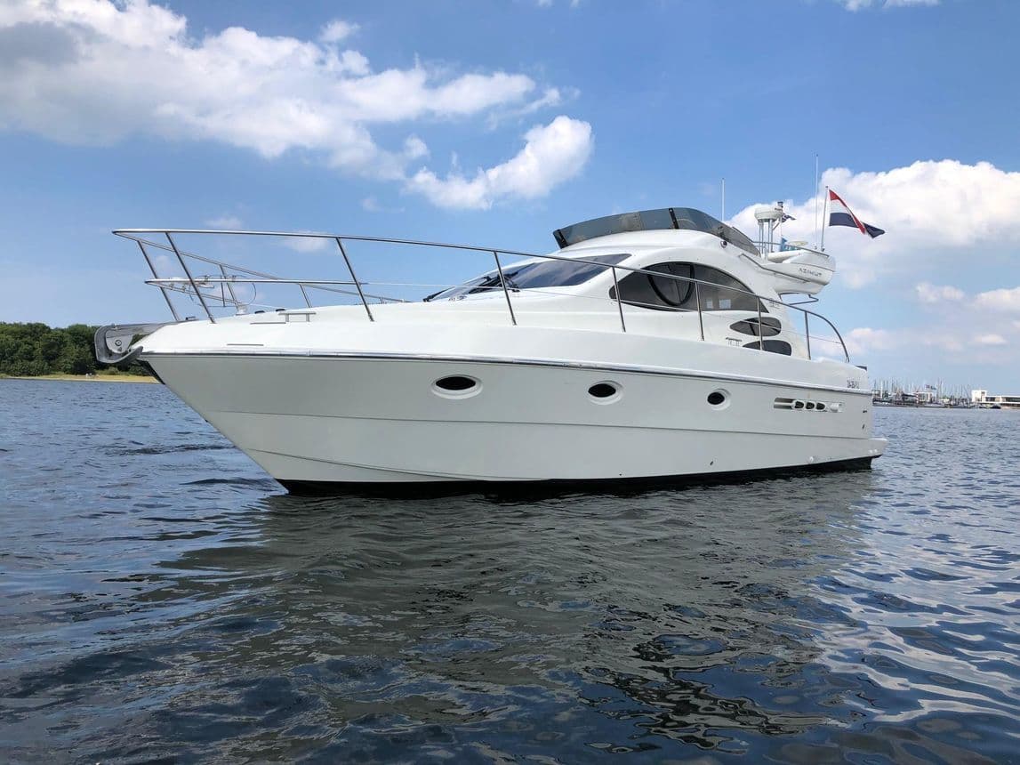 Azimut 39 for Sale