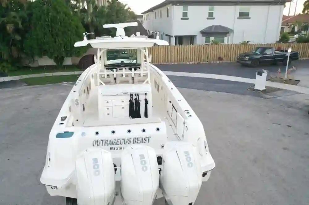 Boston Whaler 350 Outrage For Sale