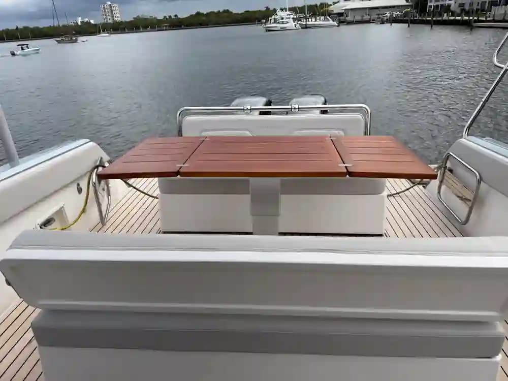 2022 Schaefer Yachts V33 zum Verkauf in Oakland Park, Florida Center Console 4