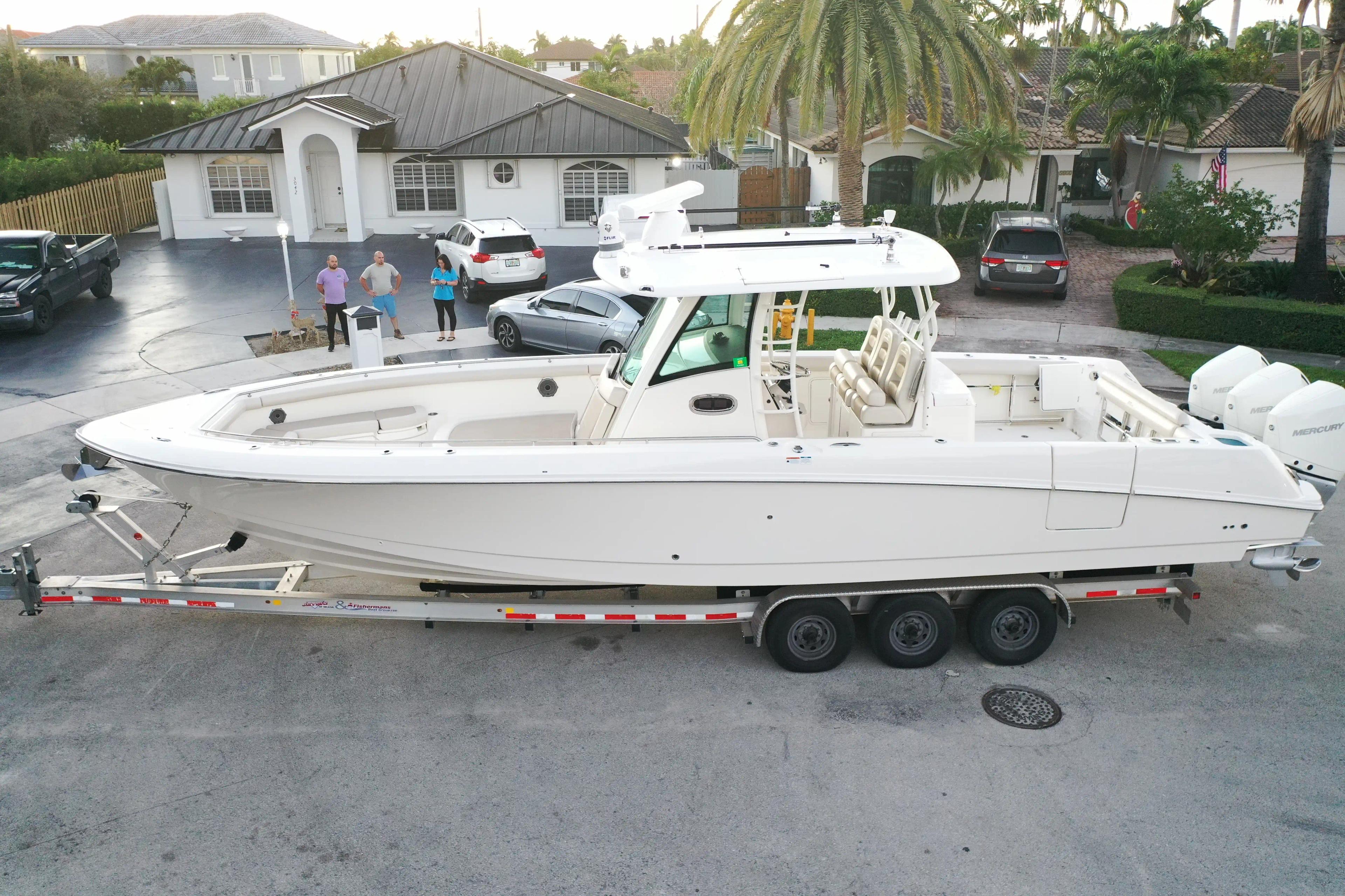 Boston Whaler 350 Outrage For Sale