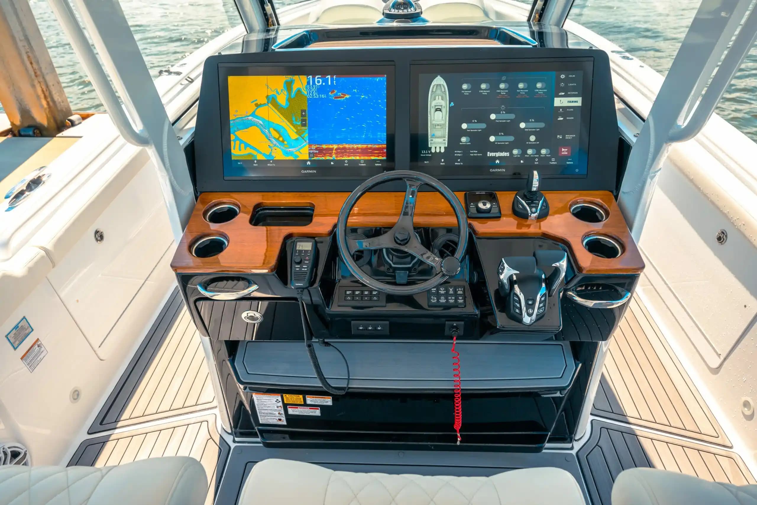 2026 Everglades Boats 375CC zum Verkauf in San Diego, California Center Console 2