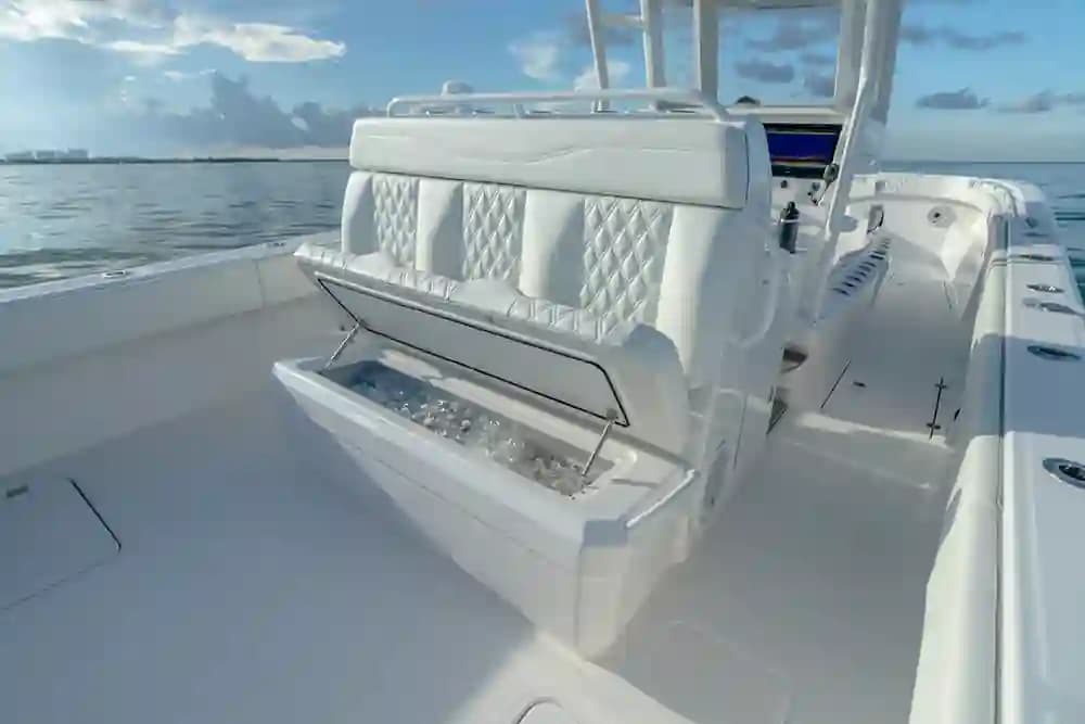 2026 Invincible 33 Catamaran in vendita a San Diego, California Center Console 4