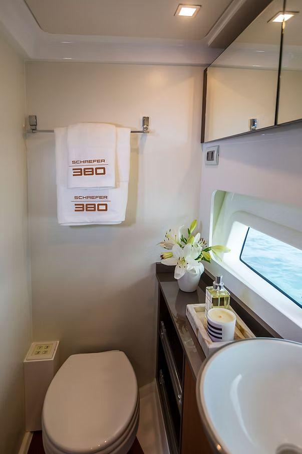 Schaefer Yachts 380 For Sale