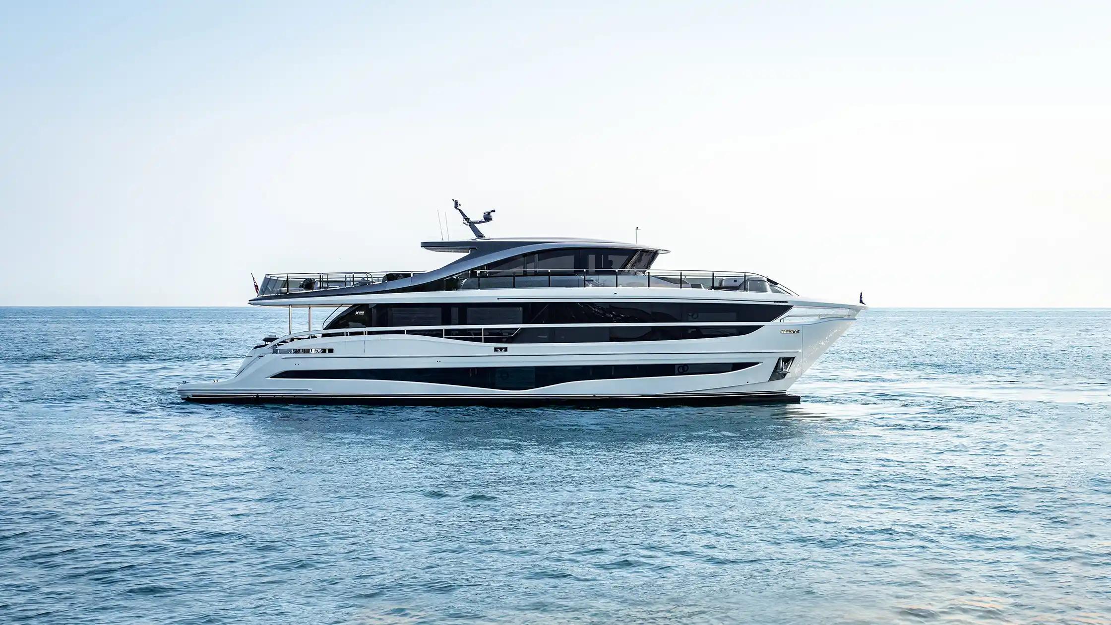 Yacht