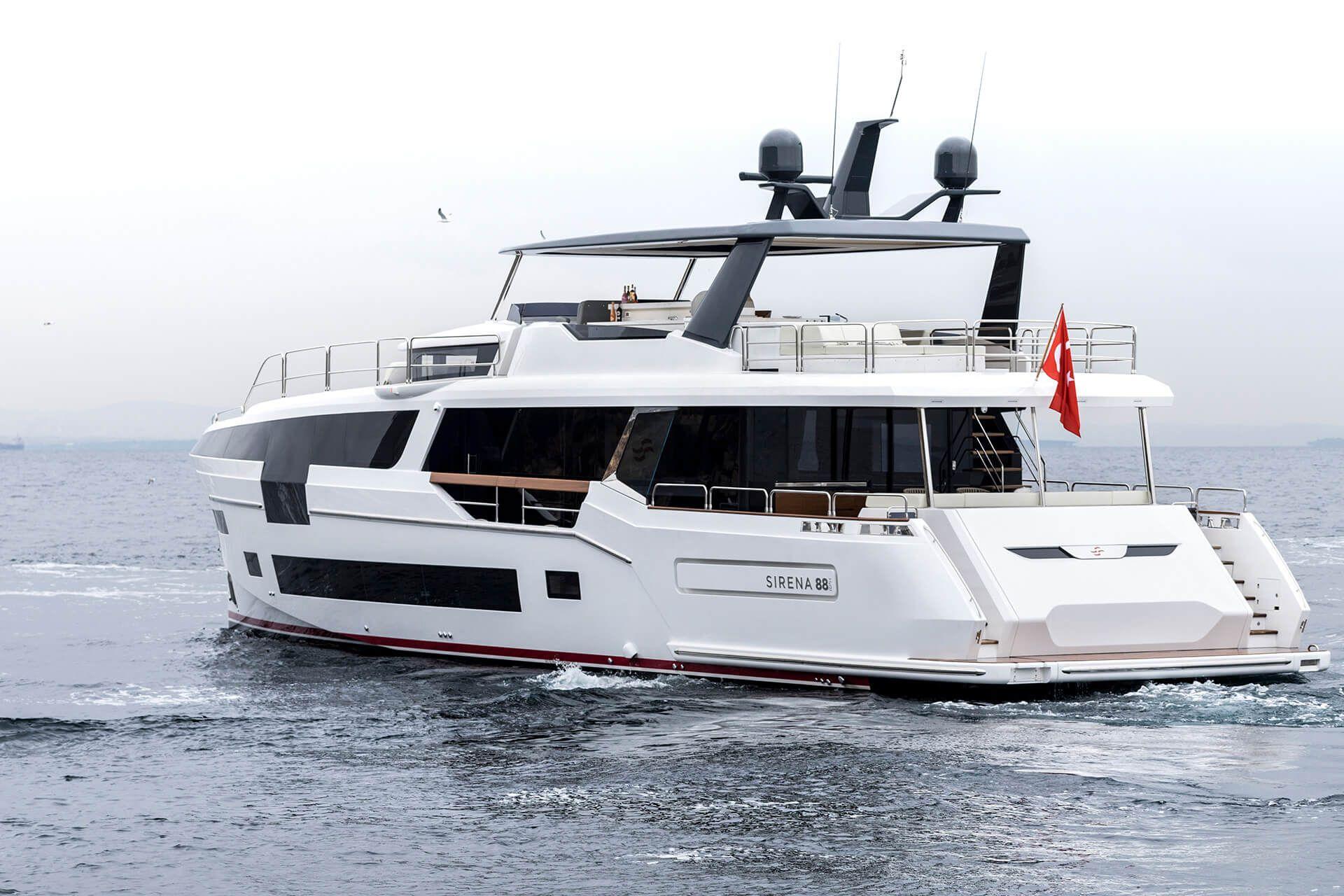 Sirena Yachts 88 For Sale