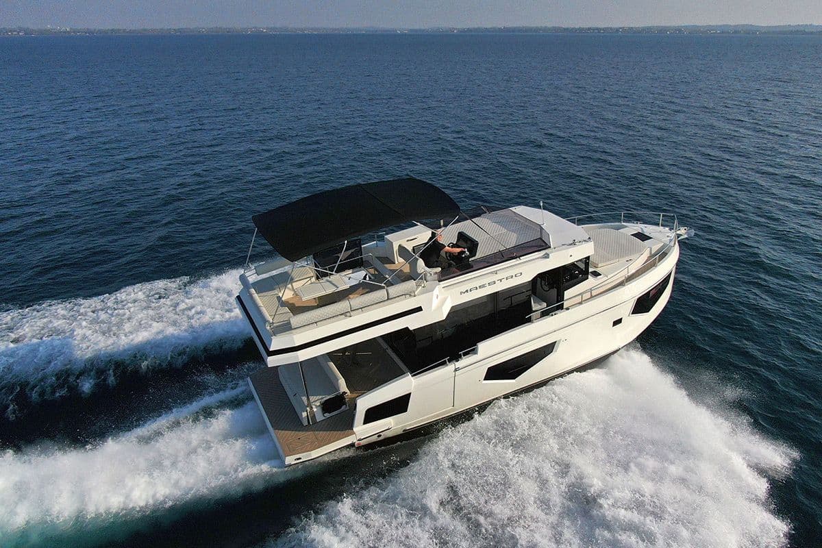 Cobra Yachts Maestro 42 for Sale