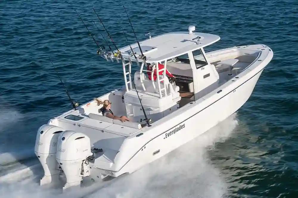 2026 Everglades Boats 335CC for Sale in San Diego, California Center Console 3