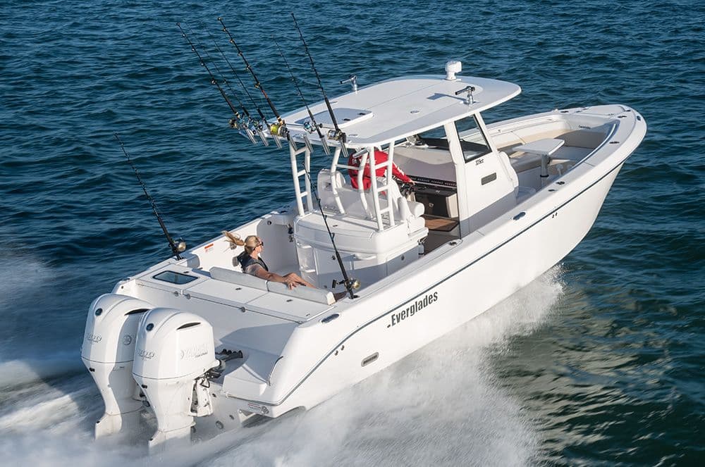 2026 Everglades Boats 335CC for Sale in San Diego, California Center Console 3