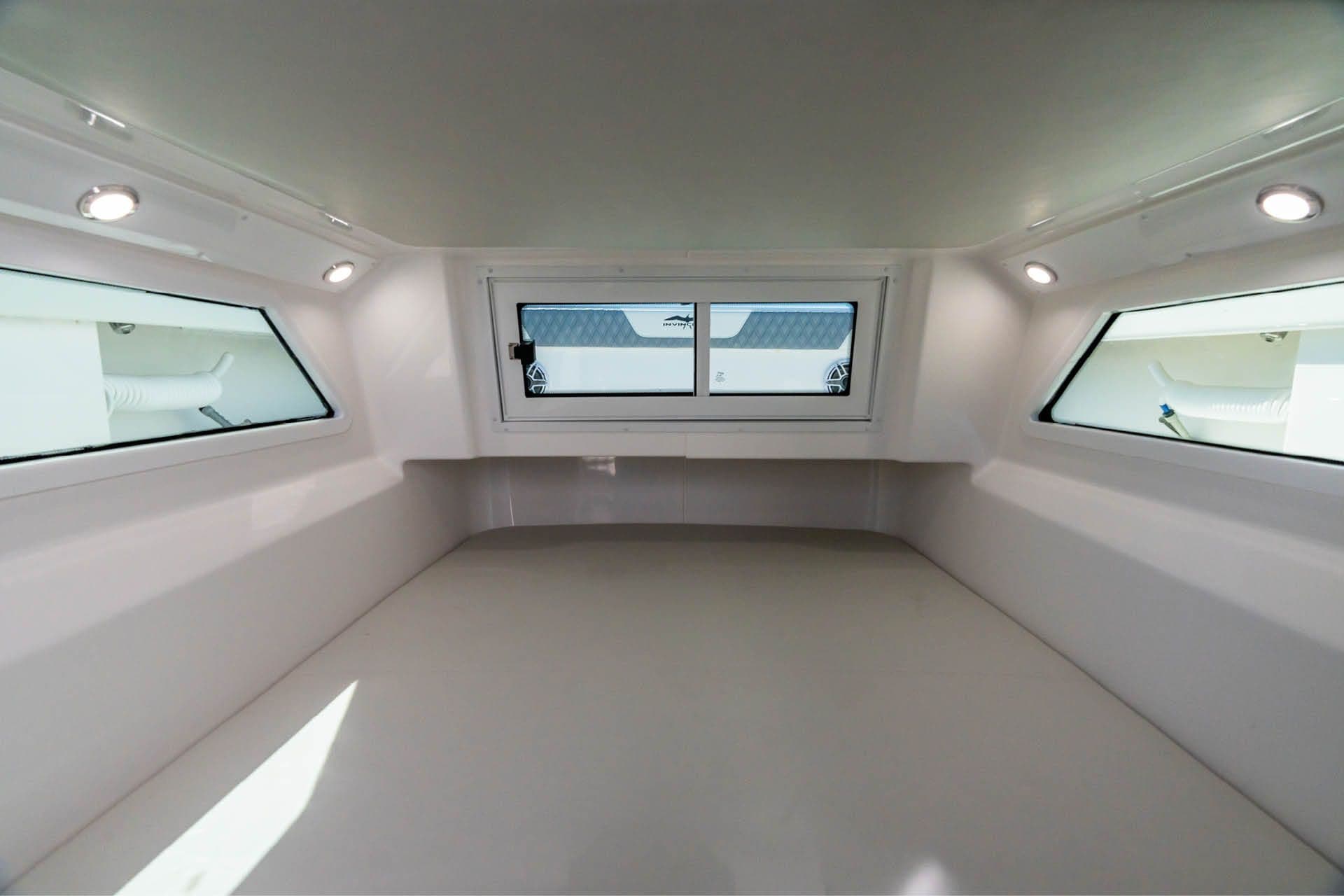 2026 Invincible 46 Pilothouse zum Verkauf in San Diego, California Pilothouse 4