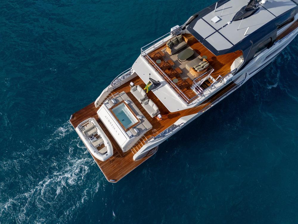 2025 Alpha Custom Yachts Squalo 100