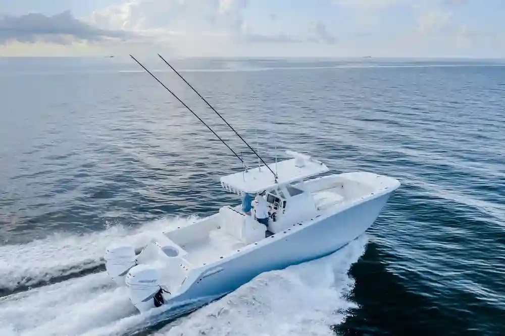 2026 Invincible 33 Catamaran in vendita a San Diego, California Center Console 5
