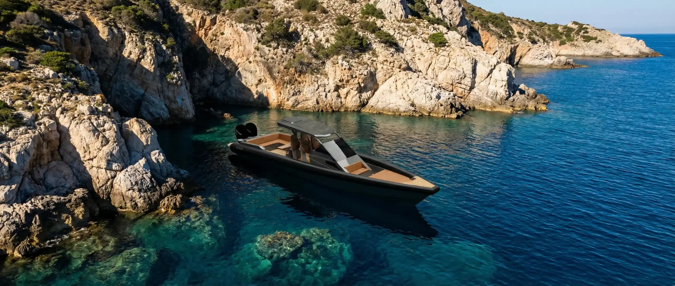 X-HULL X 42 GTX in vendita