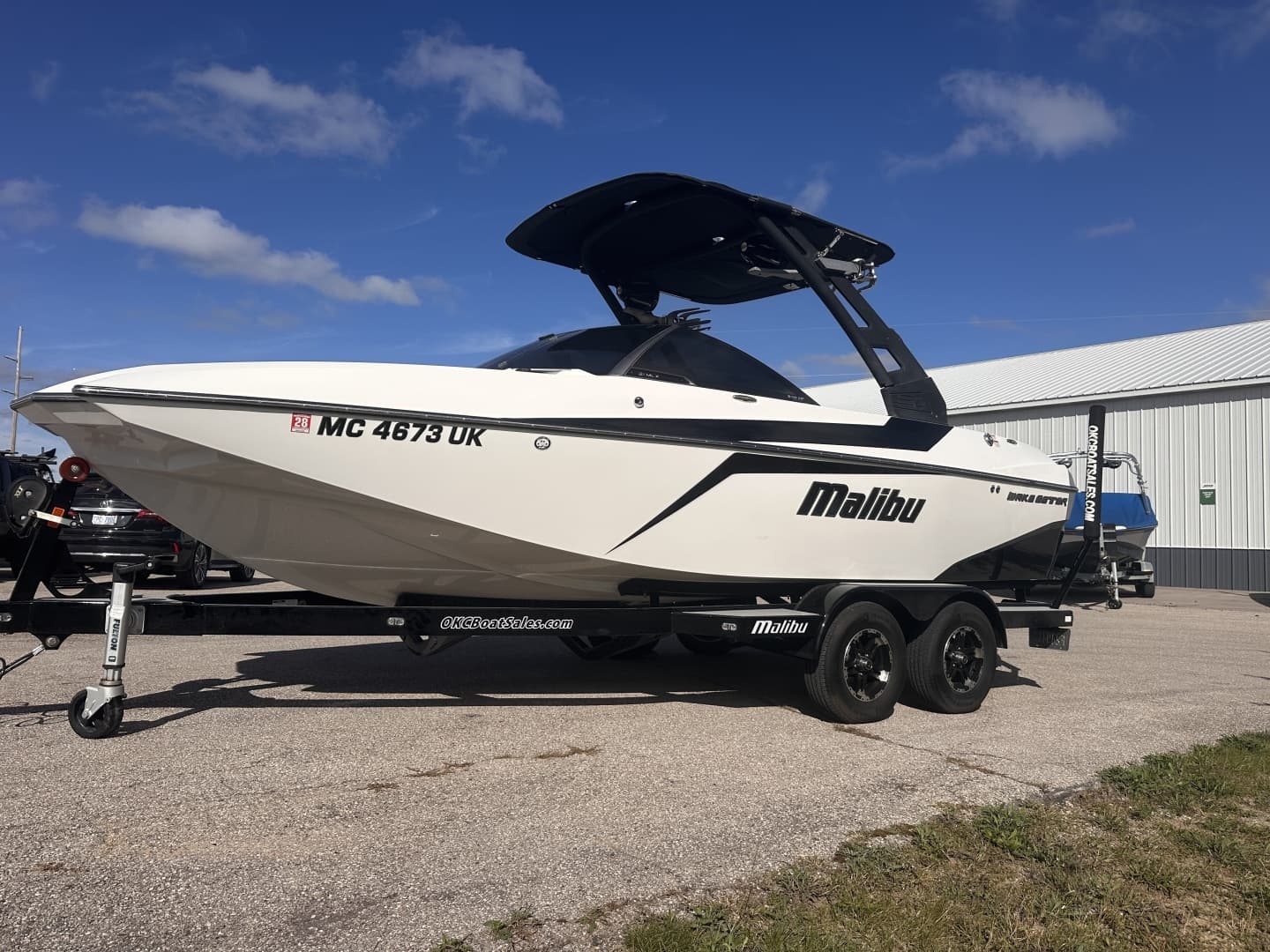 2019 Malibu Boats 21 MLX Wakesetter for Sale in Traverse City, Michigan Ski Boat 2