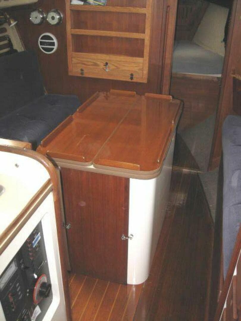 1984 Freedom 29 for Sale in Boyne City, Michigan Sloop 5